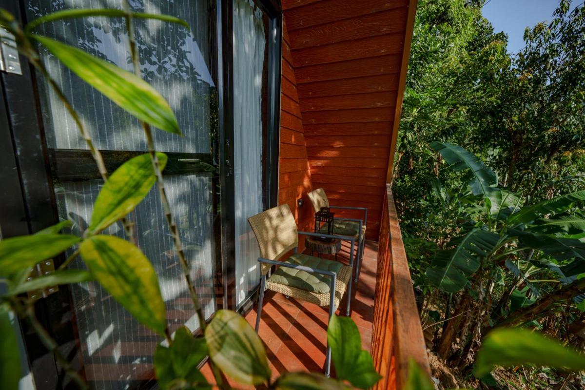 Aya Natural Udumbanshola Exterior photo