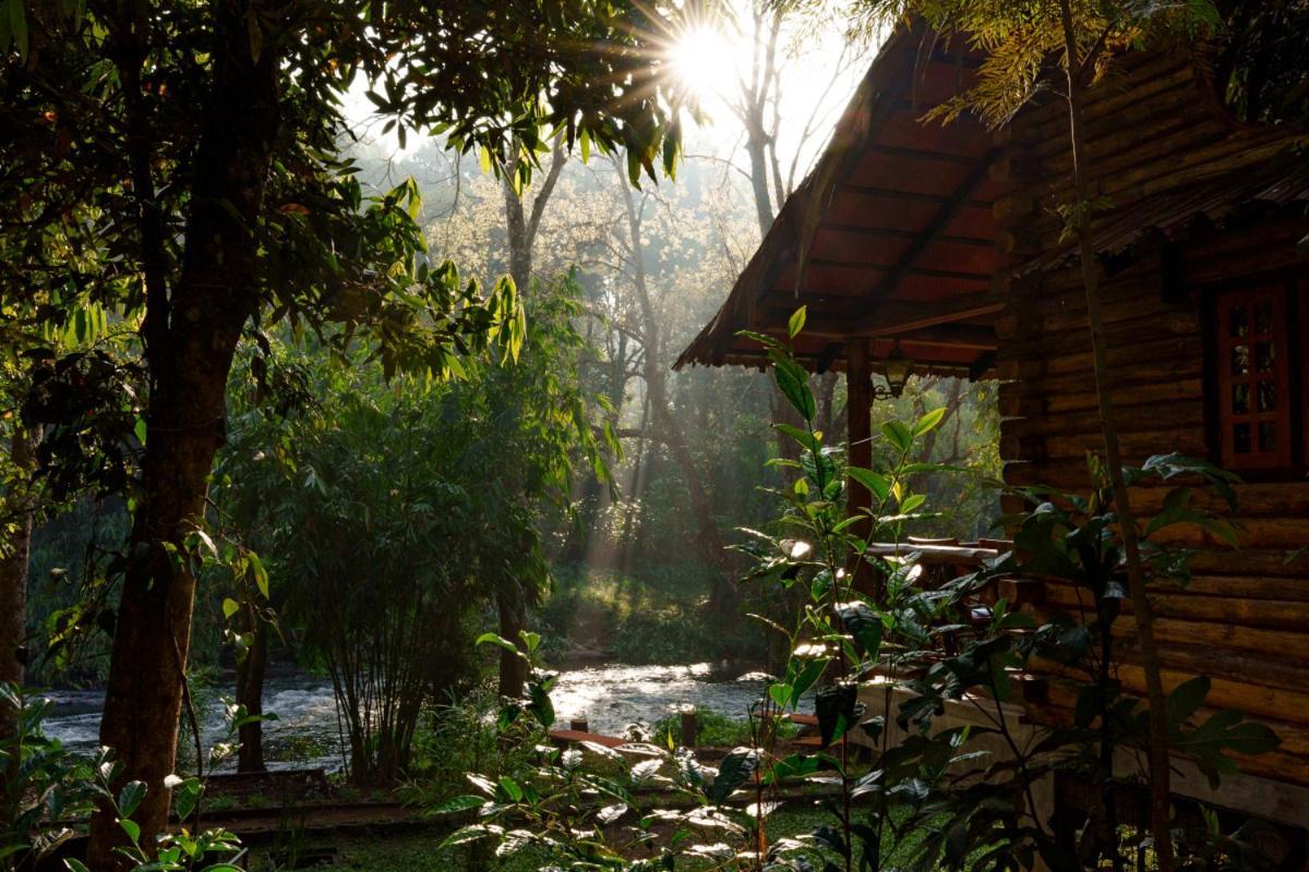 Aya Natural Udumbanshola Exterior photo